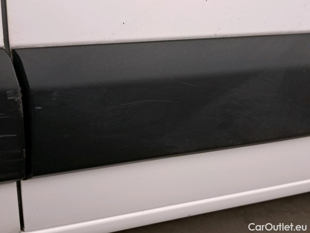  Peugeot  Partner PEUGEOT  / 2018 / 3P / furgón derivado de turismo Pro Standard 1000kg BlueHDi 73kW #65