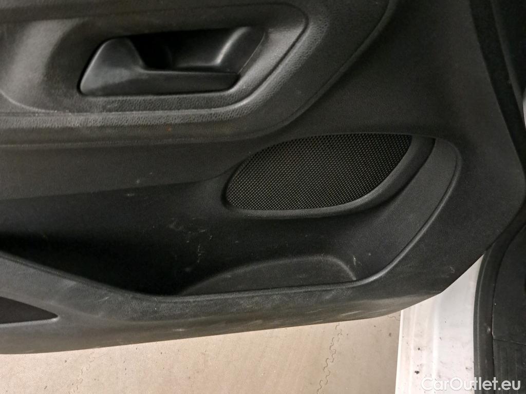  Peugeot  Partner PEUGEOT  / 2018 / 3P / furgón derivado de turismo Pro Standard 1000kg BlueHDi 73kW #44