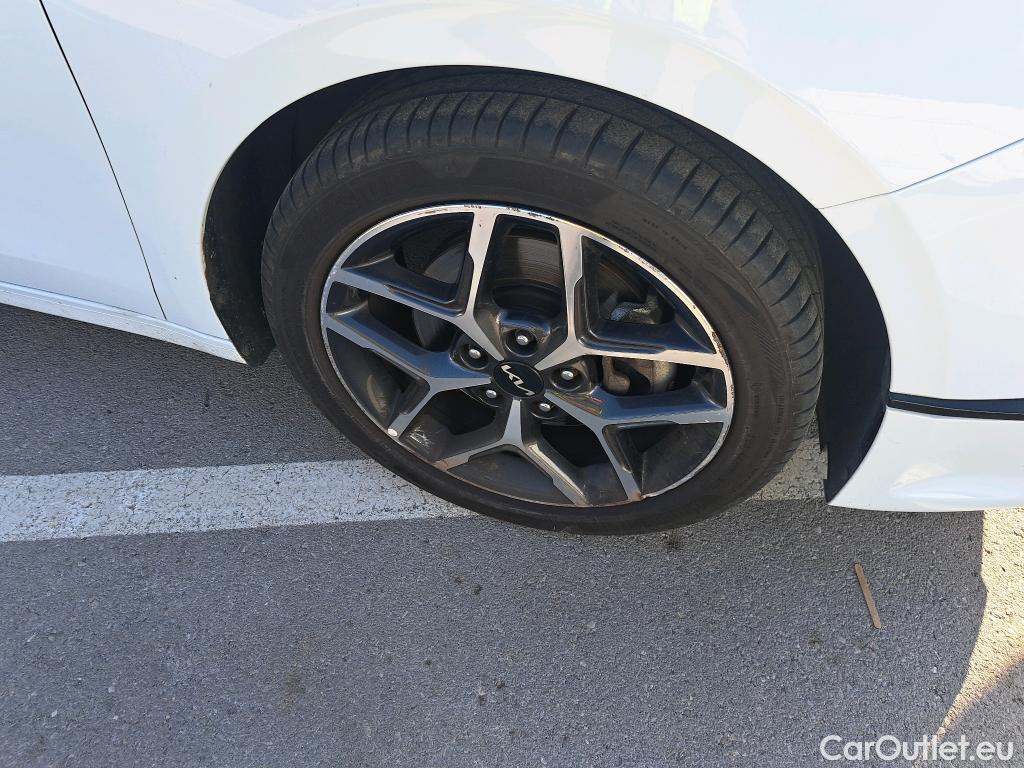  KIA  Cee'd KIA Ceed / 2021 / 5P / berlina con portón 1.0 T-GDi 88kW (120CV) Tech #11