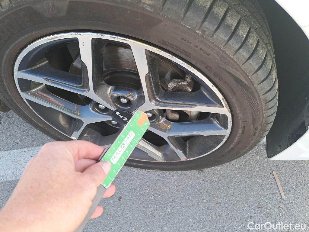  KIA  Cee'd KIA Ceed / 2021 / 5P / berlina con portón 1.0 T-GDi 88kW (120CV) Tech #12