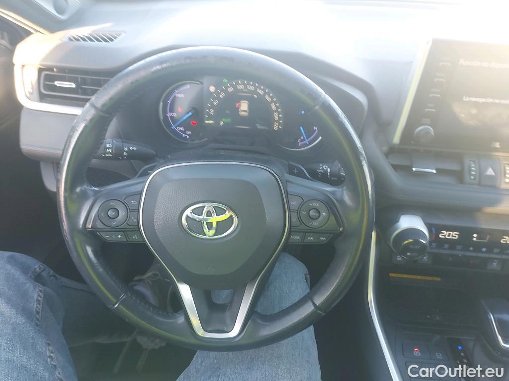  Toyota  RAV4 TOYOTA  / 2018 / 5P / todoterreno 2.5l Feel! #15