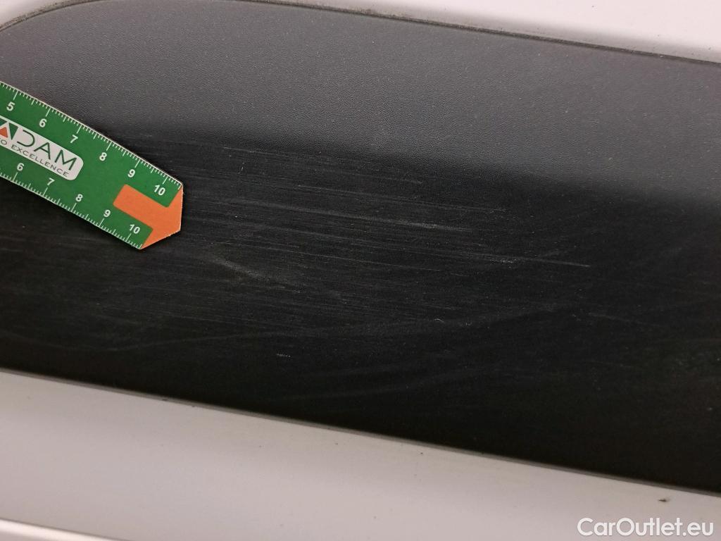  Peugeot  Partner PEUGEOT  / 2018 / 3P / furgón derivado de turismo Pro Standard 1000kg BlueHDi 73kW #60