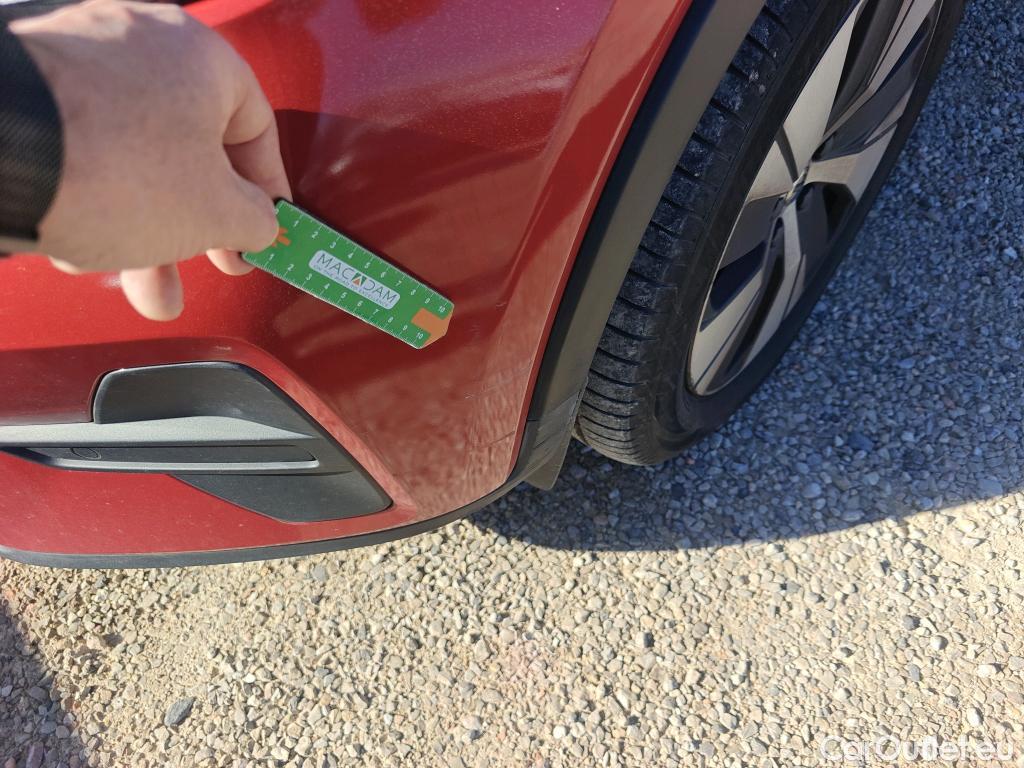  Volvo  XC 40 VOLVO XC40 / 2021 / 5P / todoterreno 1.5 T4 Recharge PHEV Core Auto #19