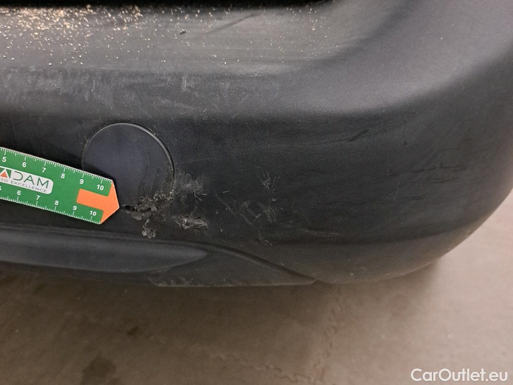  Peugeot  Partner PEUGEOT  / 2018 / 3P / furgón derivado de turismo Pro Standard 1000kg BlueHDi 73kW #50