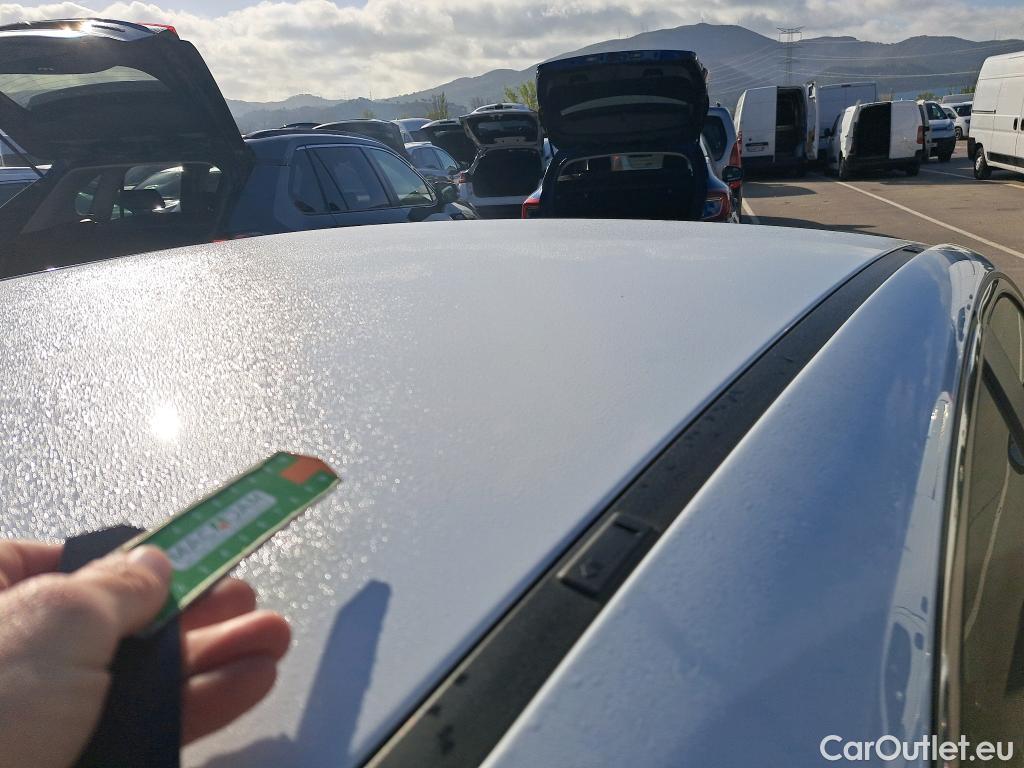  KIA  Cee'd KIA Ceed / 2021 / 5P / berlina con portón 1.0 T-GDi 88kW (120CV) Tech #3