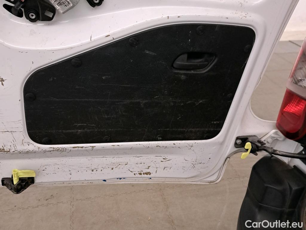  Peugeot  Partner PEUGEOT  / 2018 / 3P / furgón derivado de turismo Pro Standard 1000kg BlueHDi 73kW #46