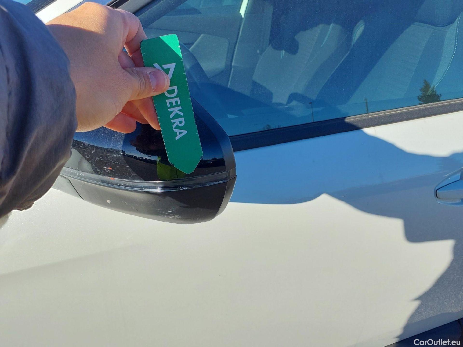  Peugeot  3008  Active Pack 1.5 HDi 130CV AT8 E6d #5