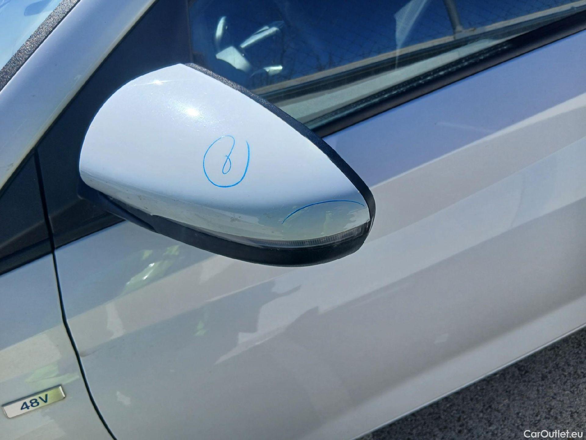  Hyundai  i20 HYUNDAI  / 2020 / 5P / berlina con portón 1.0 TGDI 74kW (100CV) 48V Essence #14