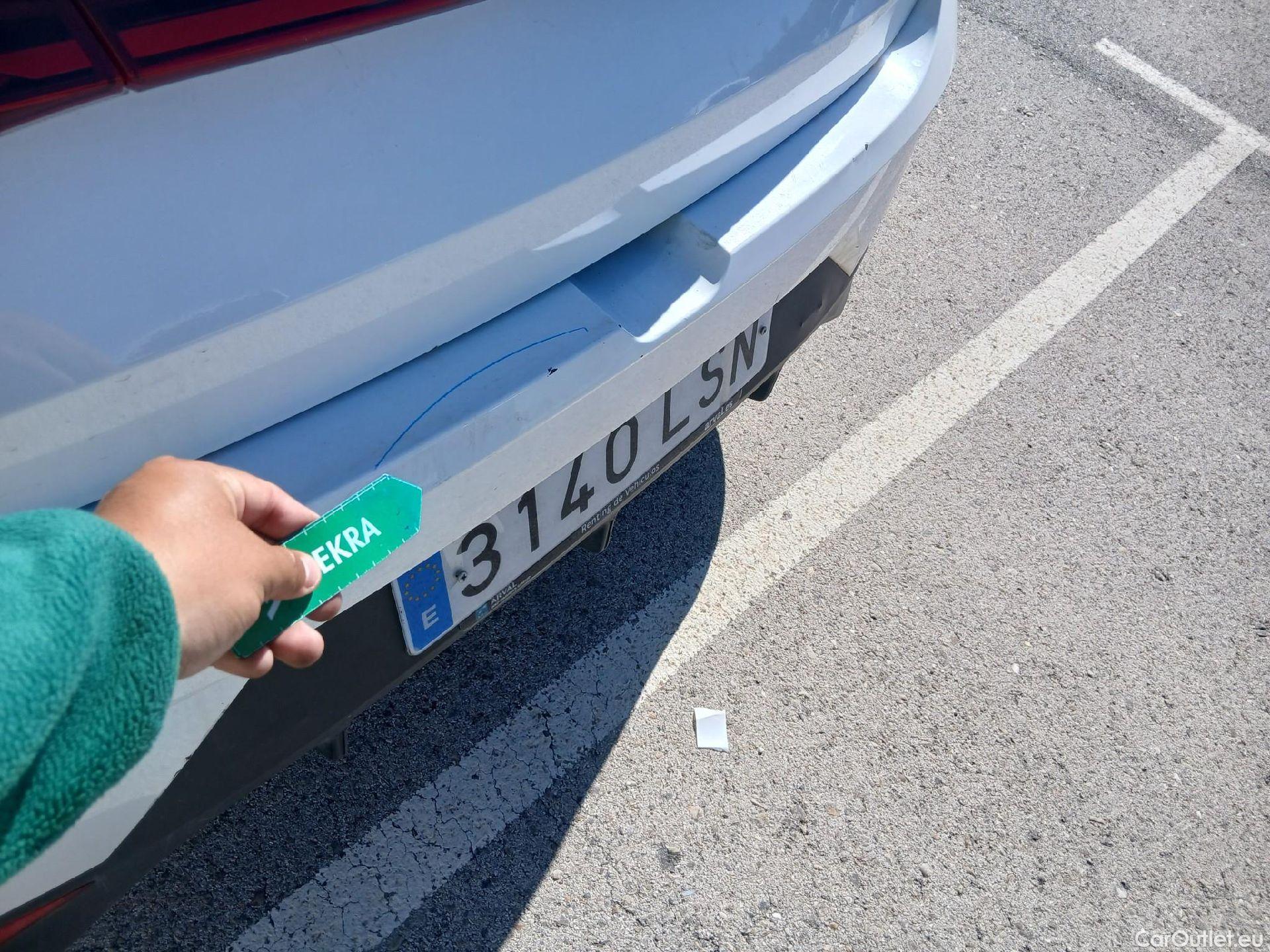  Hyundai  i20 HYUNDAI  / 2020 / 5P / berlina con portón 1.0 TGDI 74kW (100CV) 48V Essence #23