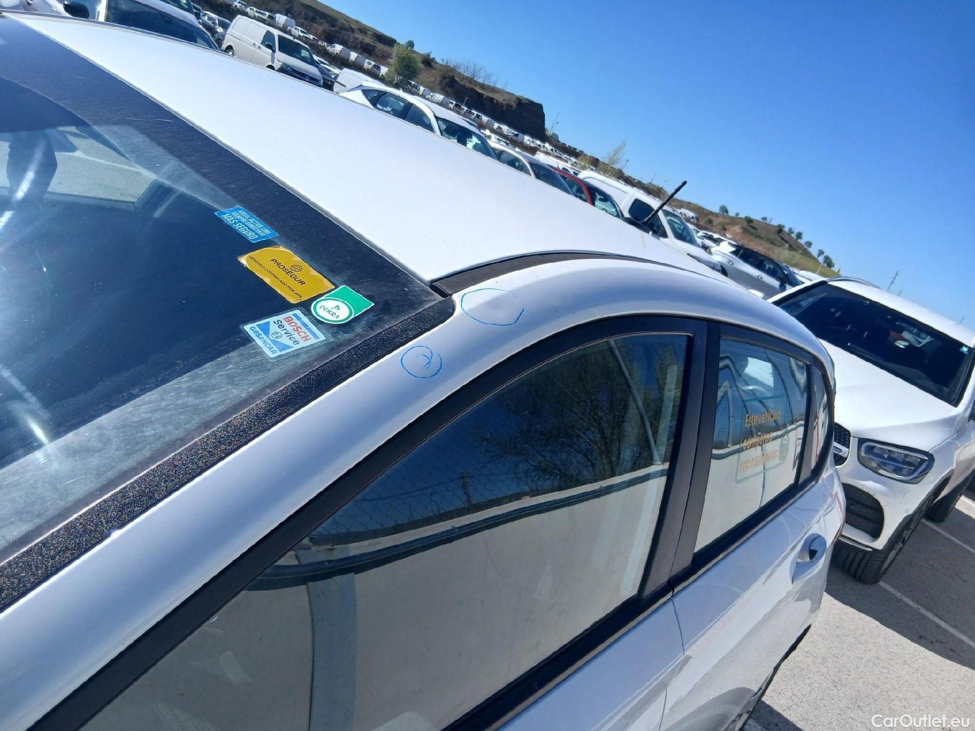  Hyundai  i20 HYUNDAI  / 2020 / 5P / berlina con portón 1.0 TGDI 74kW (100CV) 48V Essence #19