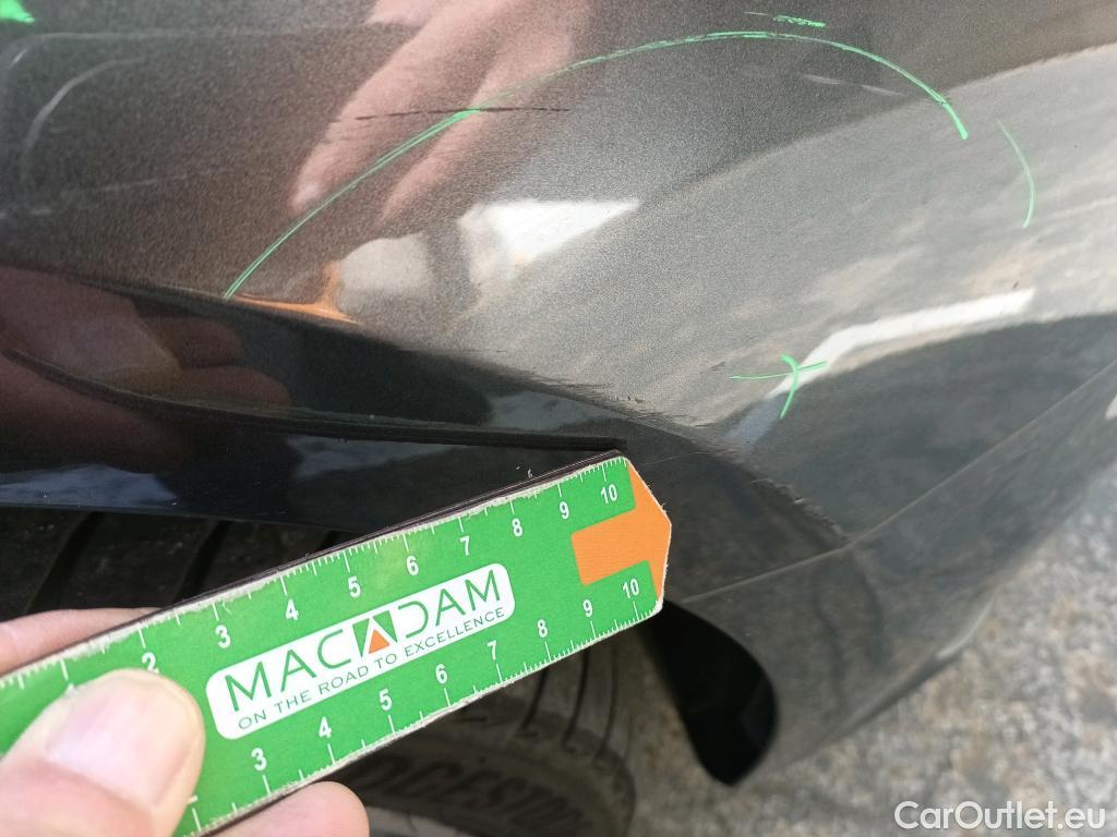  Audi  A4 AUDI  / 2019 / 4P / sedán S line 30 TDI 100kW (136CV) S tronic  #10