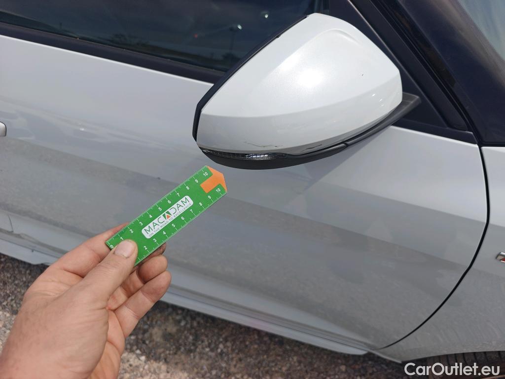  Audi  A1 Sportback AUDI A1 / 2018 / 5P / berlina con portón Sportback S line 30 TFSI 81kW (116CV) (AC) #40