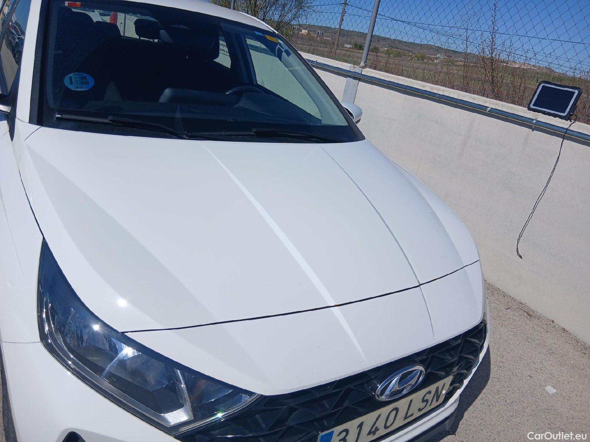  Hyundai  i20 HYUNDAI  / 2020 / 5P / berlina con portón 1.0 TGDI 74kW (100CV) 48V Essence #7