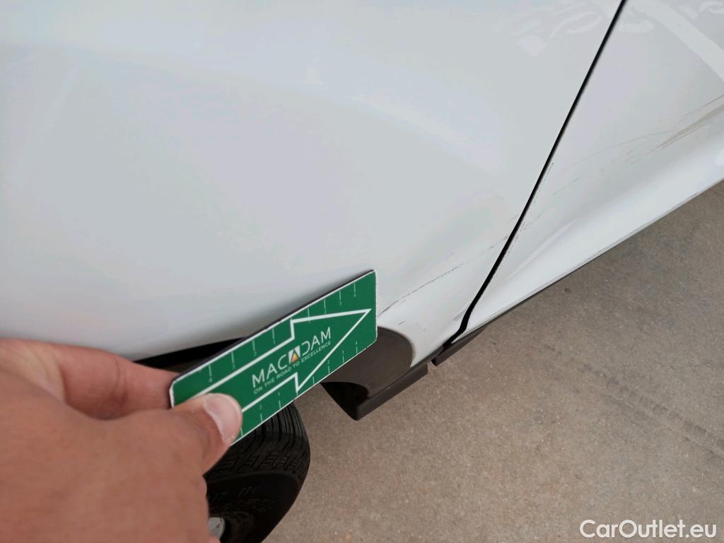  Ford  Kuga FORD  / 2016 / 5P / todoterreno 1.5 EcoBoost 88kW 4x2 Trend+ (CX) #7