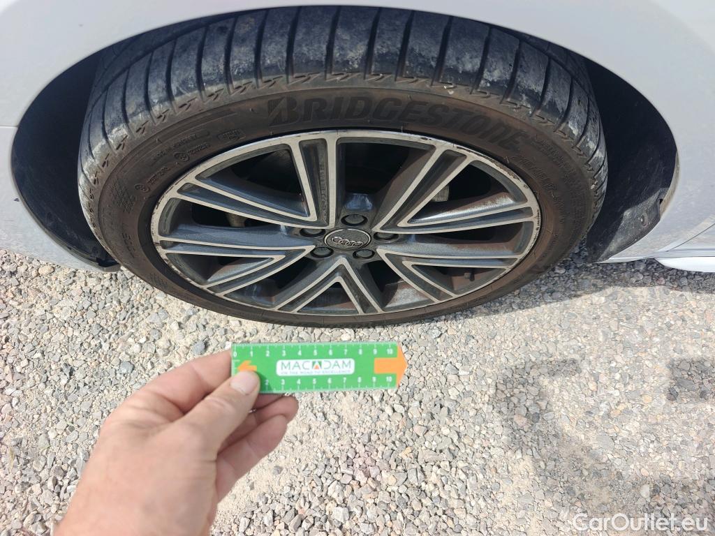  Audi  A1 Sportback AUDI A1 / 2018 / 5P / berlina con portón Sportback S line 30 TFSI 81kW (116CV) (AC) #5