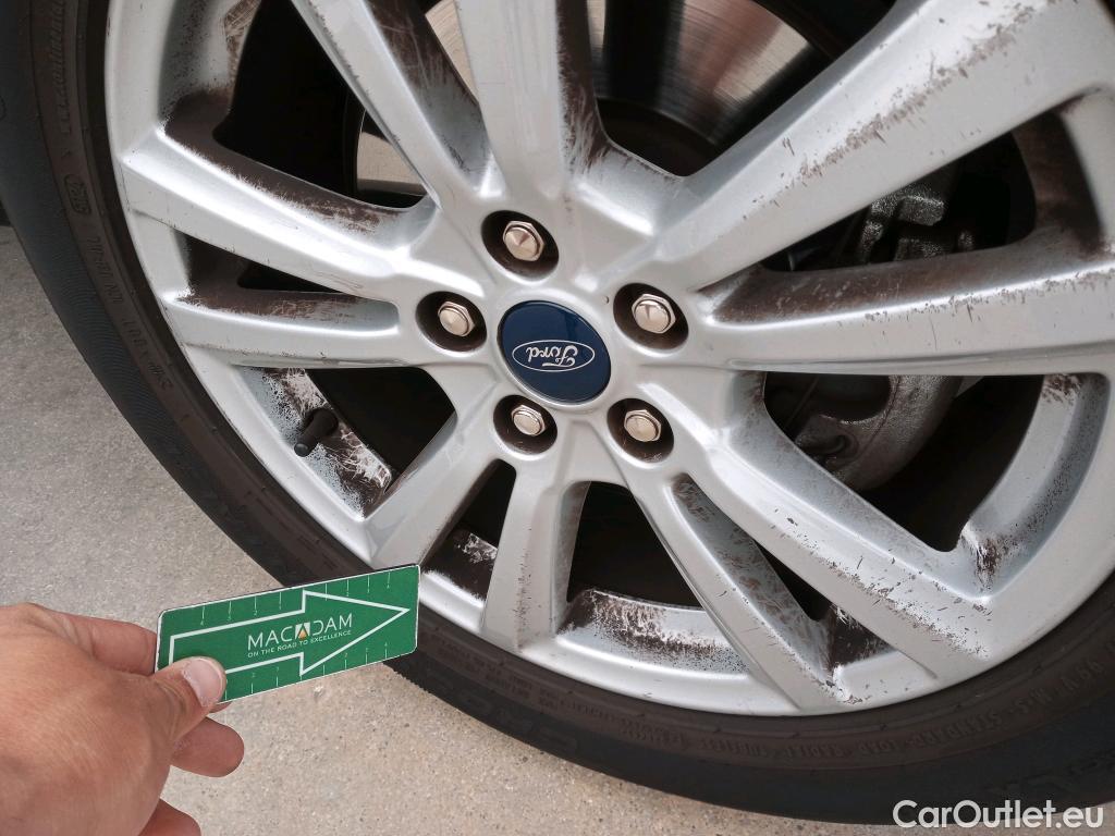  Ford  Kuga FORD  / 2016 / 5P / todoterreno 1.5 EcoBoost 88kW 4x2 Trend+ (CX) #13