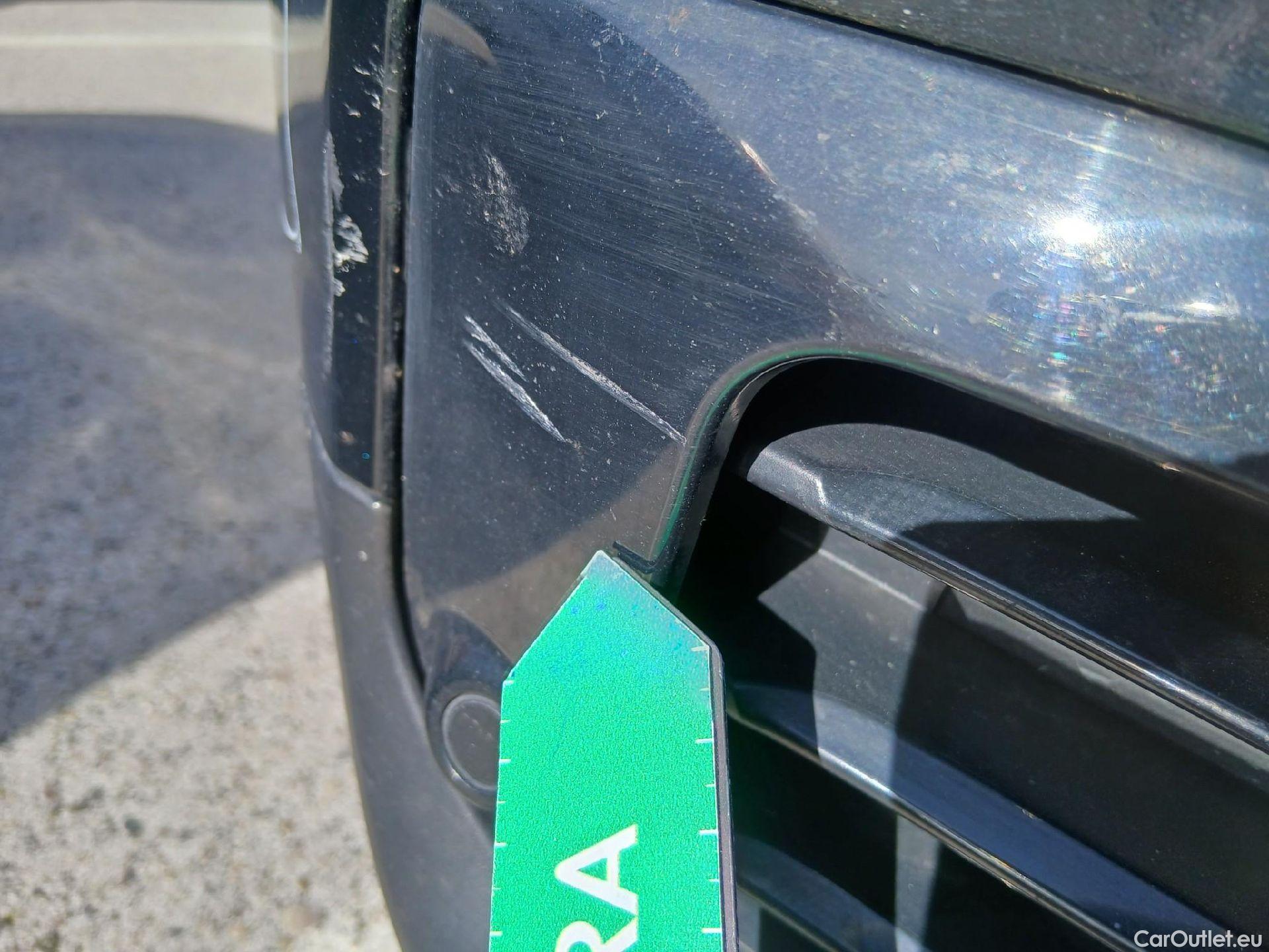  Bmw  X2 BMW  sDrive18i (CX3) #8