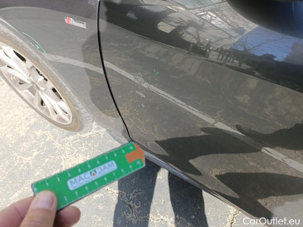  Audi  A4 AUDI  / 2019 / 4P / sedán S line 30 TDI 100kW (136CV) S tronic  #5