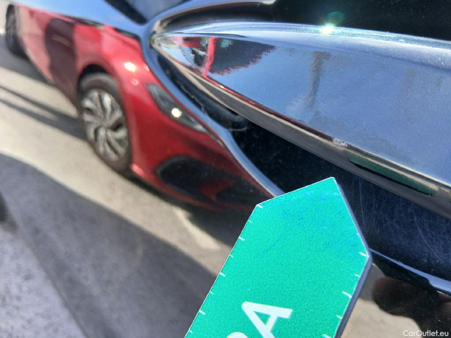  Bmw  X2 BMW  sDrive18i (CX3) #32