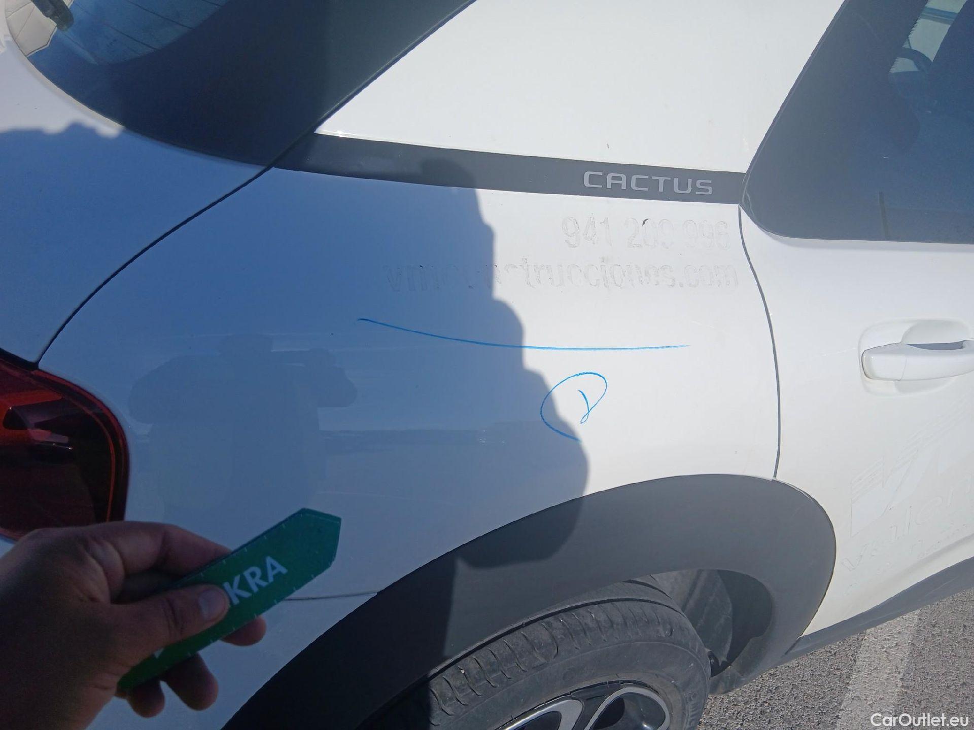  Citroen  C4 Cactus CITROEN  / 2018 / 5P / berlina con portón BlueHDi 100 S&S Feel #37