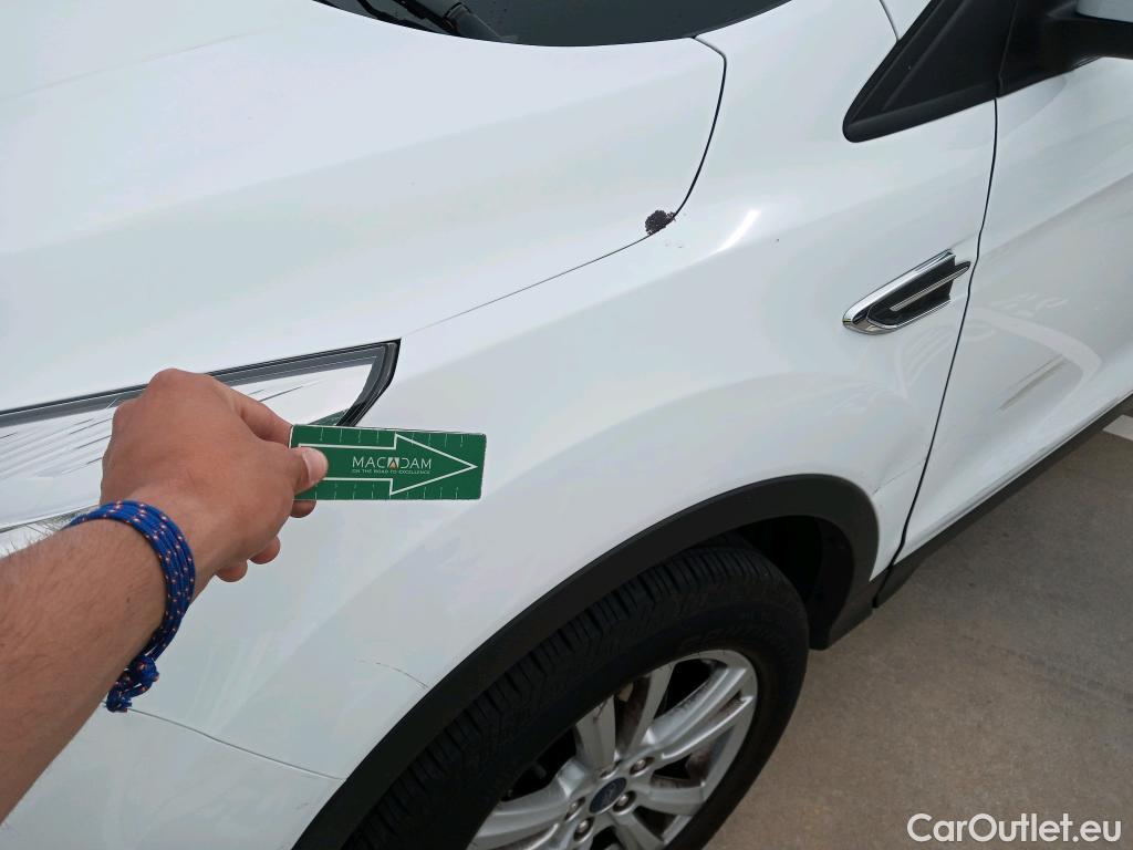  Ford  Kuga FORD  / 2016 / 5P / todoterreno 1.5 EcoBoost 88kW 4x2 Trend+ (CX) #8