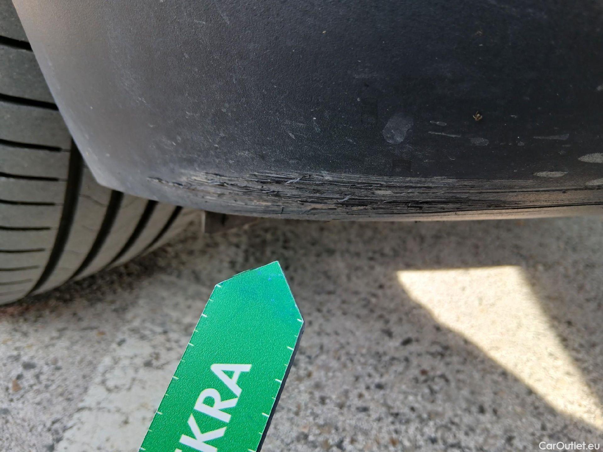  Bmw  X2 BMW  sDrive18i (CX3) #18