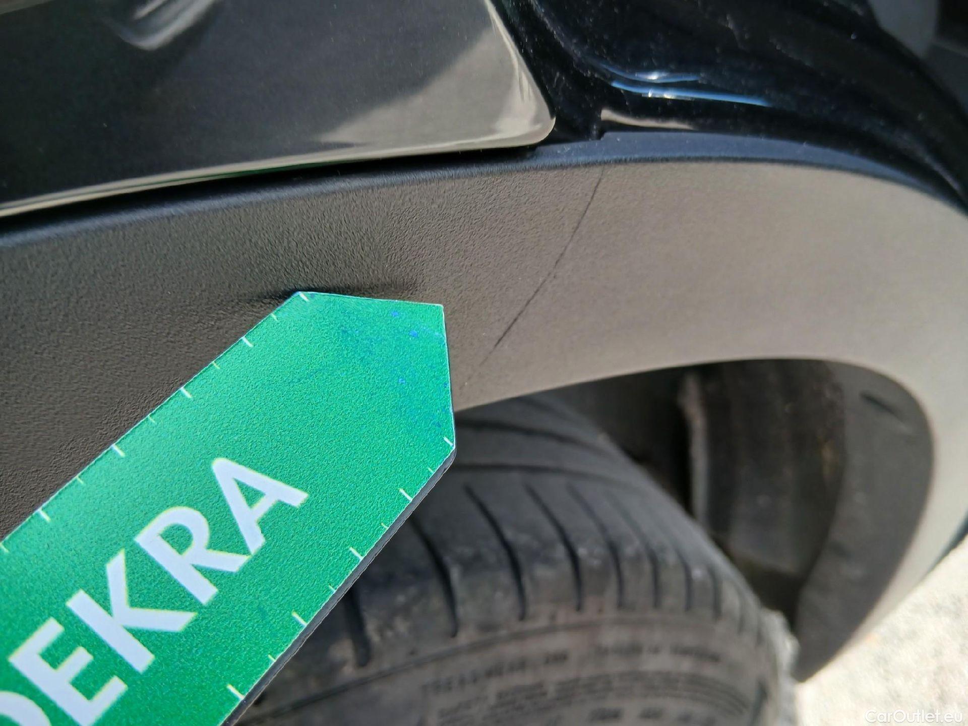  Bmw  X2 BMW  sDrive18i (CX3) #63