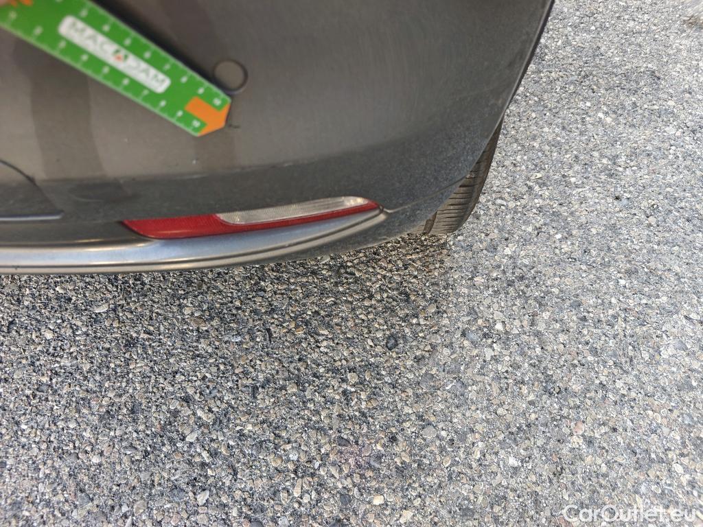  Fiat  500 FIAT  / 2015 / 3P / berlina con portón Lounge 1.2 8v 51KW (69 CV) (AC)  #24