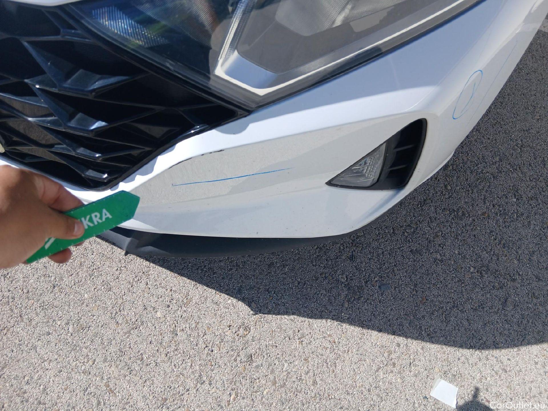  Hyundai  i20 HYUNDAI  / 2020 / 5P / berlina con portón 1.0 TGDI 74kW (100CV) 48V Essence #3