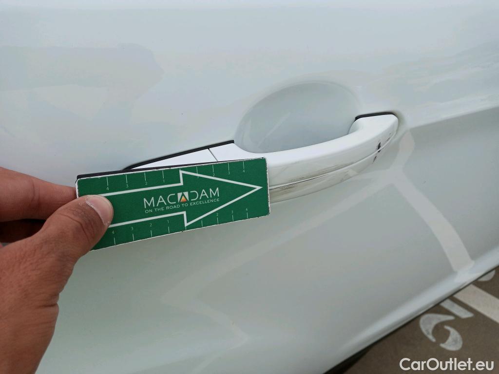  Ford  Kuga FORD  / 2016 / 5P / todoterreno 1.5 EcoBoost 88kW 4x2 Trend+ (CX) #32