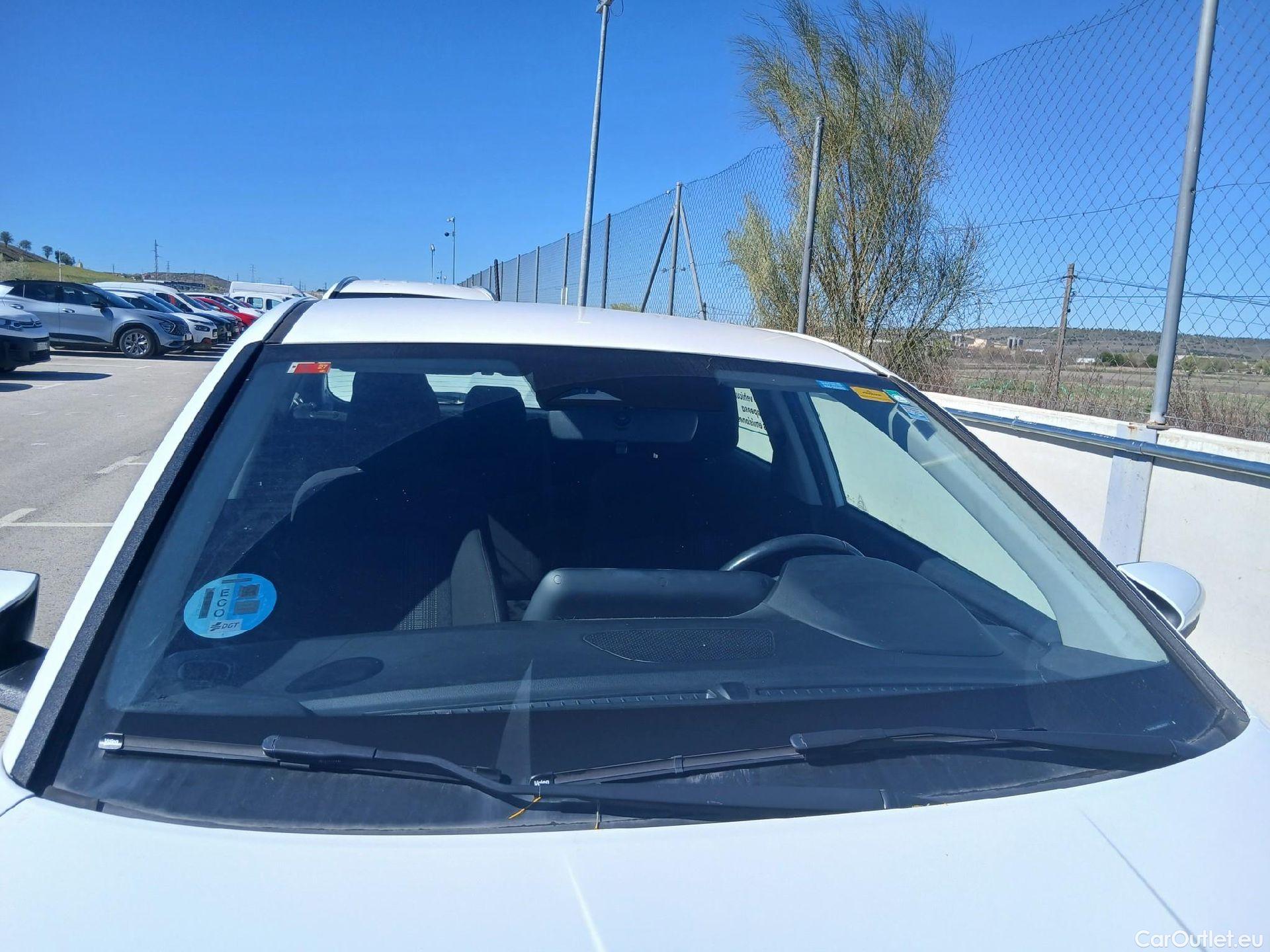  Hyundai  i20 HYUNDAI  / 2020 / 5P / berlina con portón 1.0 TGDI 74kW (100CV) 48V Essence #8