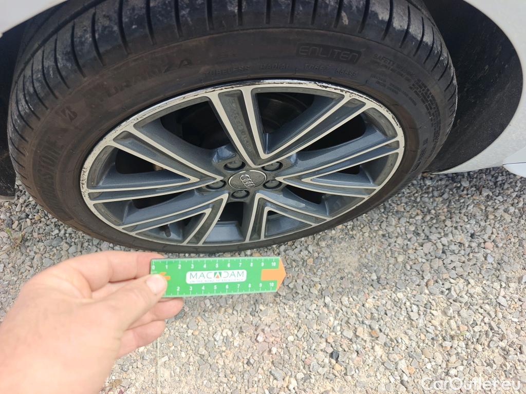  Audi  A1 Sportback AUDI A1 / 2018 / 5P / berlina con portón Sportback S line 30 TFSI 81kW (116CV) (AC) #45