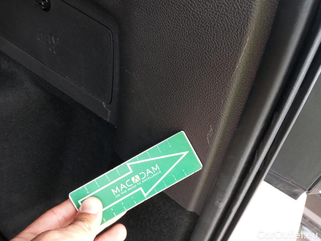  Ford  Kuga FORD  / 2016 / 5P / todoterreno 1.5 EcoBoost 88kW 4x2 Trend+ (CX) #21