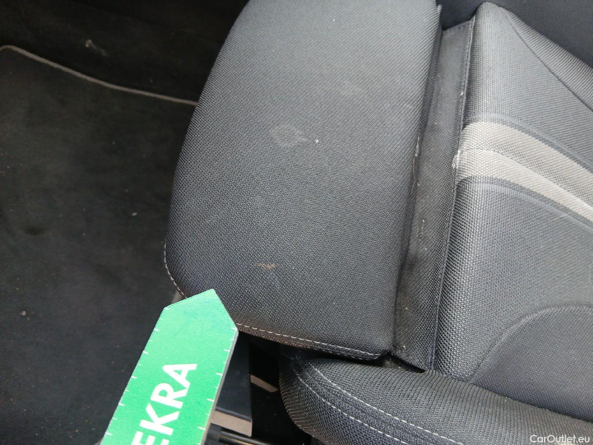  Bmw  X2 BMW  sDrive18i (CX3) #35