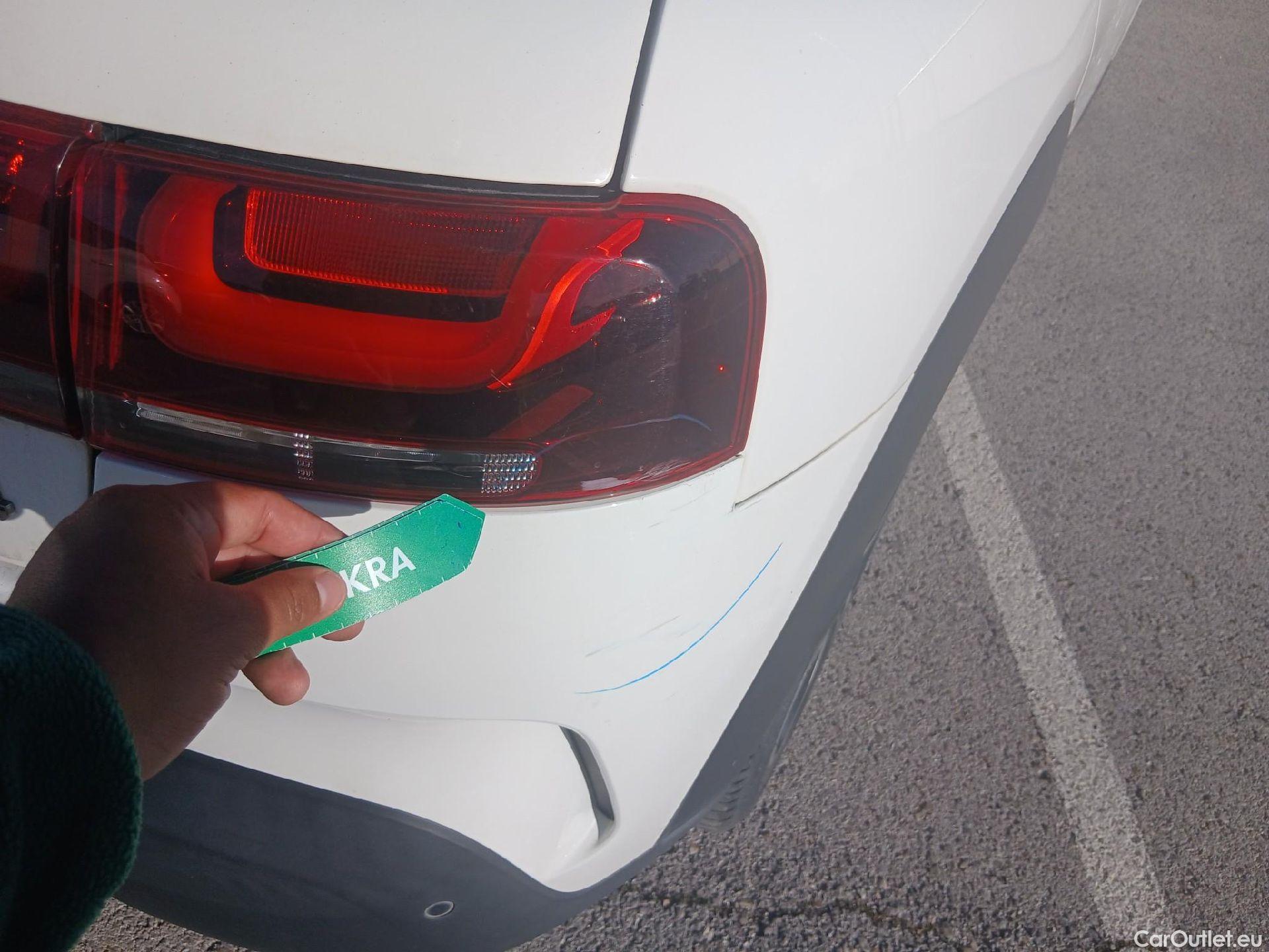  Citroen  C4 Cactus CITROEN  / 2018 / 5P / berlina con portón BlueHDi 100 S&S Feel #35