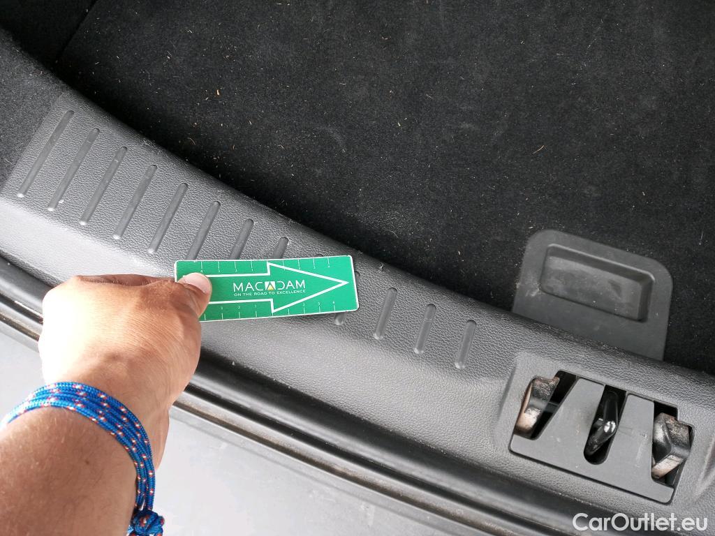  Ford  Kuga FORD  / 2016 / 5P / todoterreno 1.5 EcoBoost 88kW 4x2 Trend+ (CX) #20