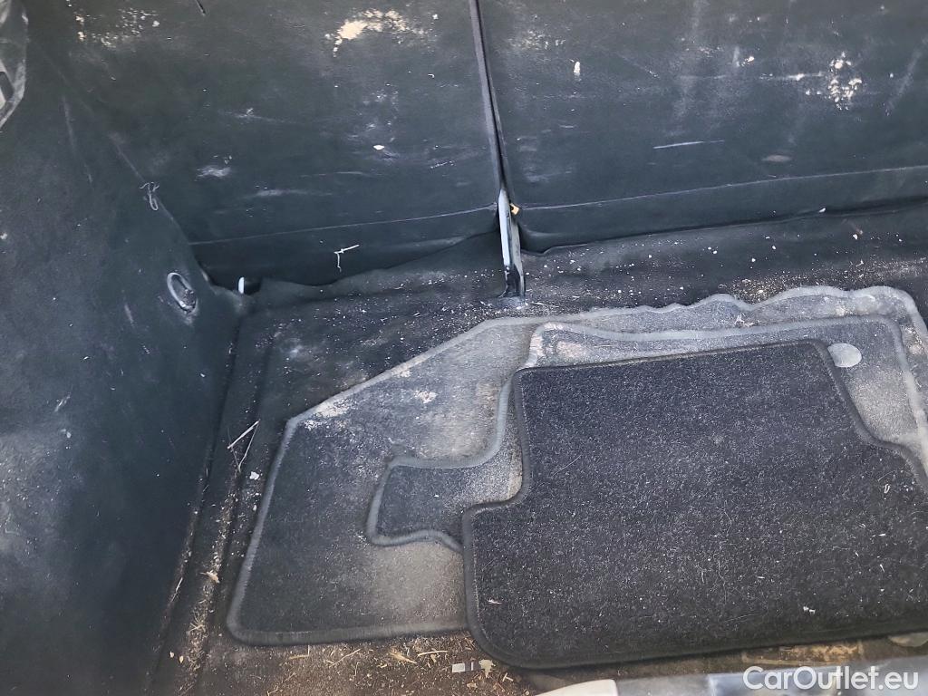  Dacia  Sandero DACIA  / 2020 / 5P / berlina con portón Stepway Comfort 74kW (100CV) ECO-G #9