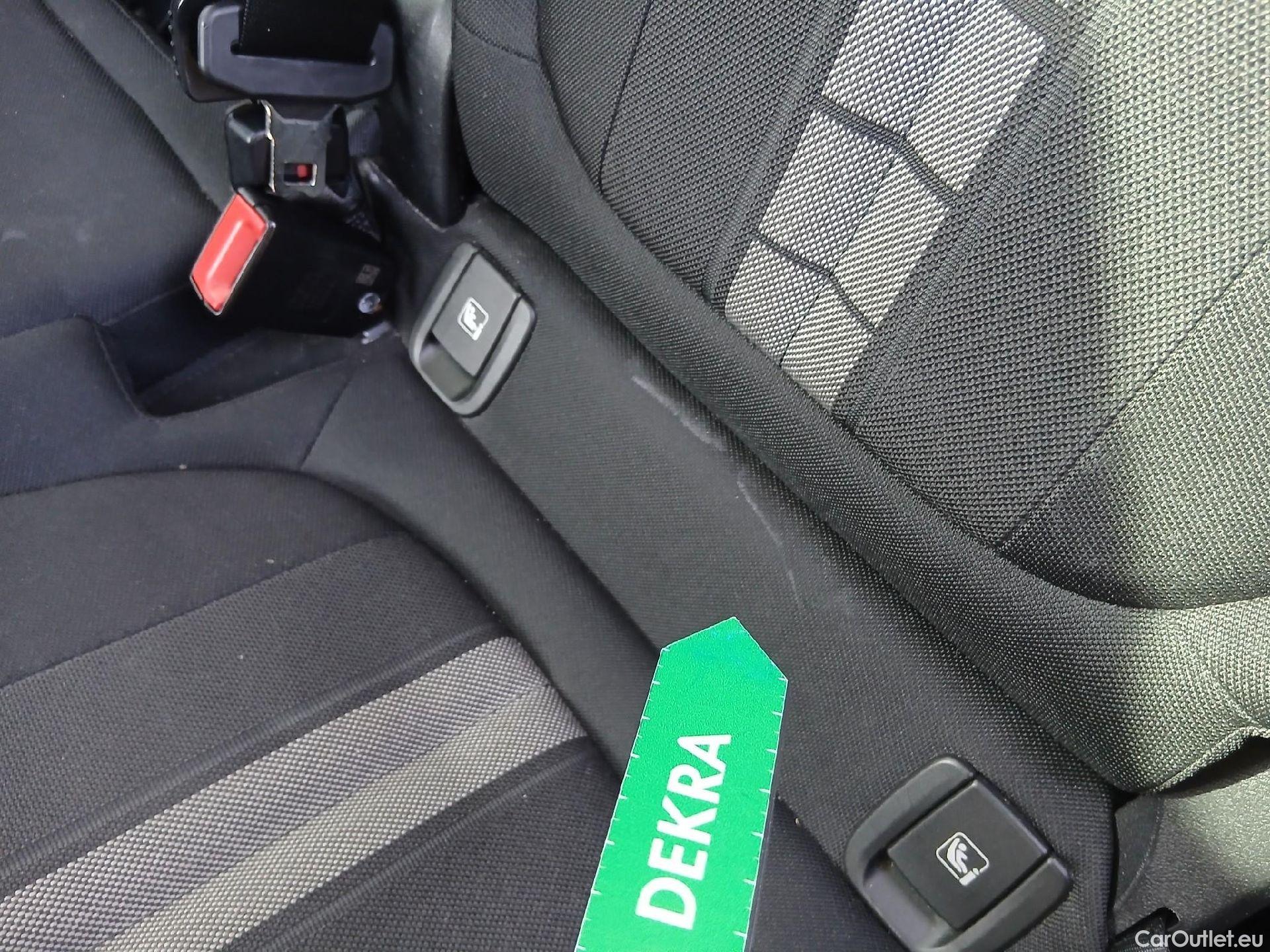  Bmw  X2 BMW  sDrive18i (CX3) #36