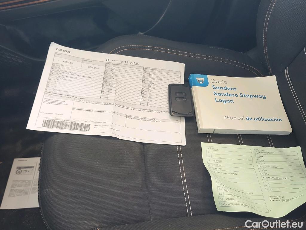  Dacia  Sandero DACIA  / 2020 / 5P / berlina con portón Stepway Comfort 74kW (100CV) ECO-G #2