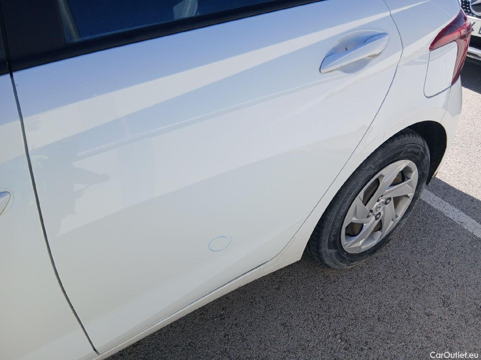  Hyundai  i20 HYUNDAI  / 2020 / 5P / berlina con portón 1.0 TGDI 74kW (100CV) 48V Essence #20