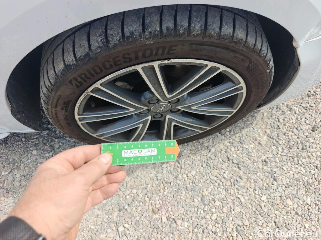  Audi  A1 Sportback AUDI A1 / 2018 / 5P / berlina con portón Sportback S line 30 TFSI 81kW (116CV) (AC) #3