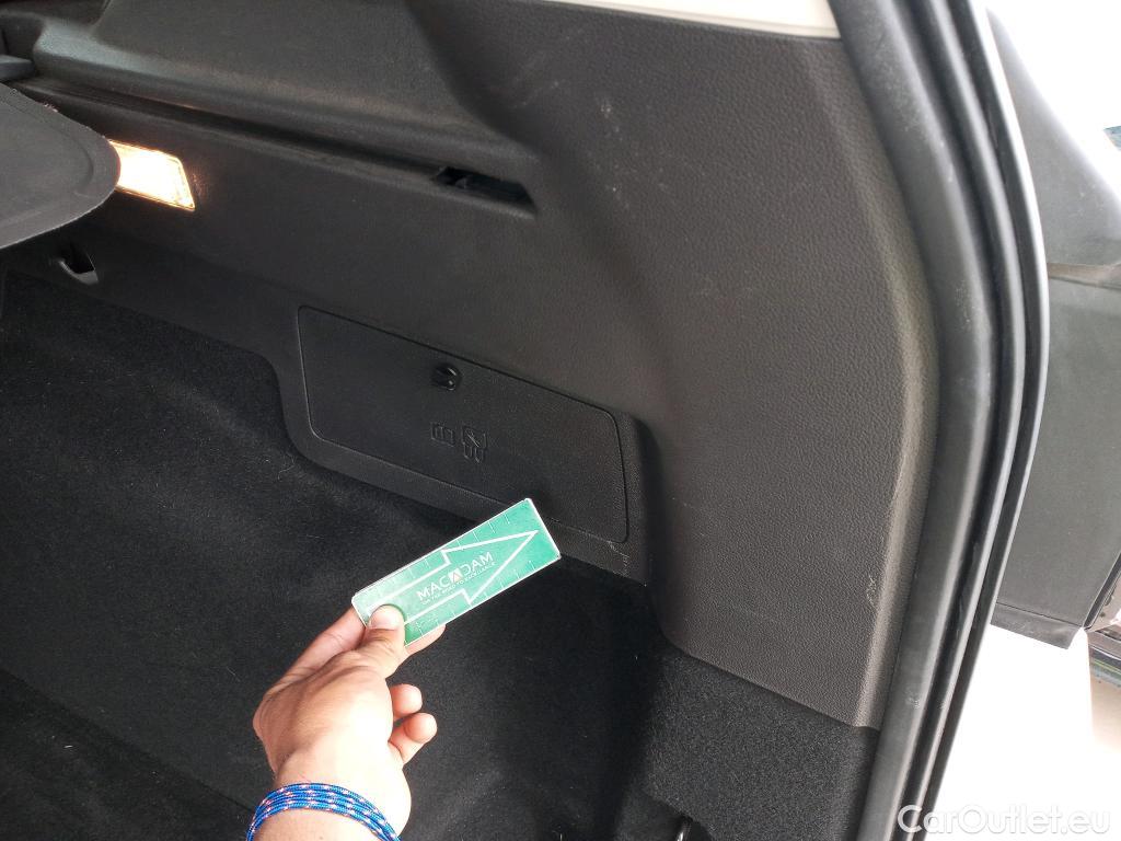  Ford  Kuga FORD  / 2016 / 5P / todoterreno 1.5 EcoBoost 88kW 4x2 Trend+ (CX) #22