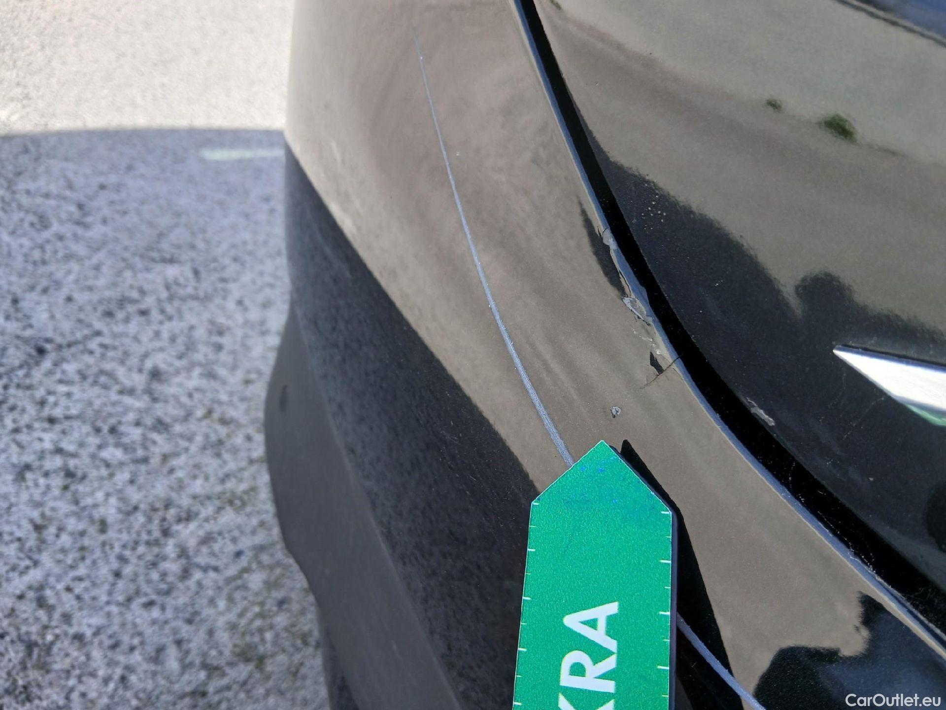  Bmw  X2 BMW  sDrive18i (CX3) #44