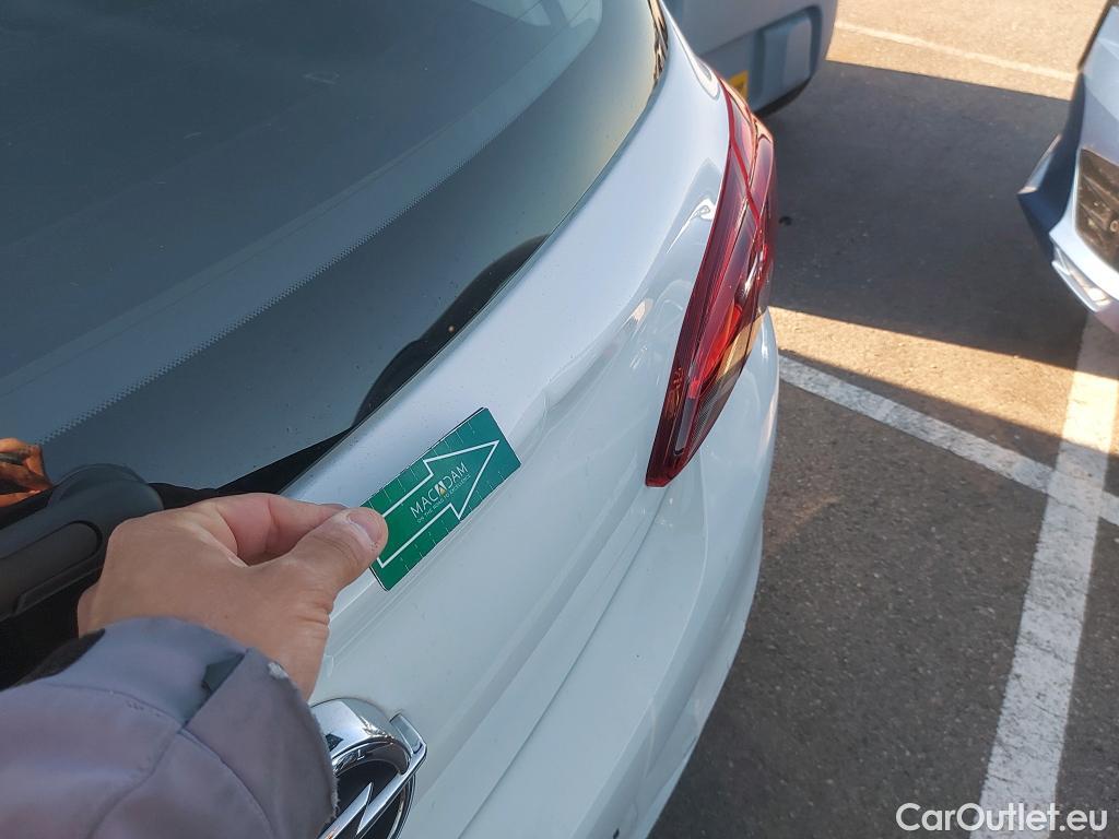  Opel  Corsa OPEL  / 2014 / 5P / berlina con portón 1.4 66kW (90CV) 120 Aniversario #2