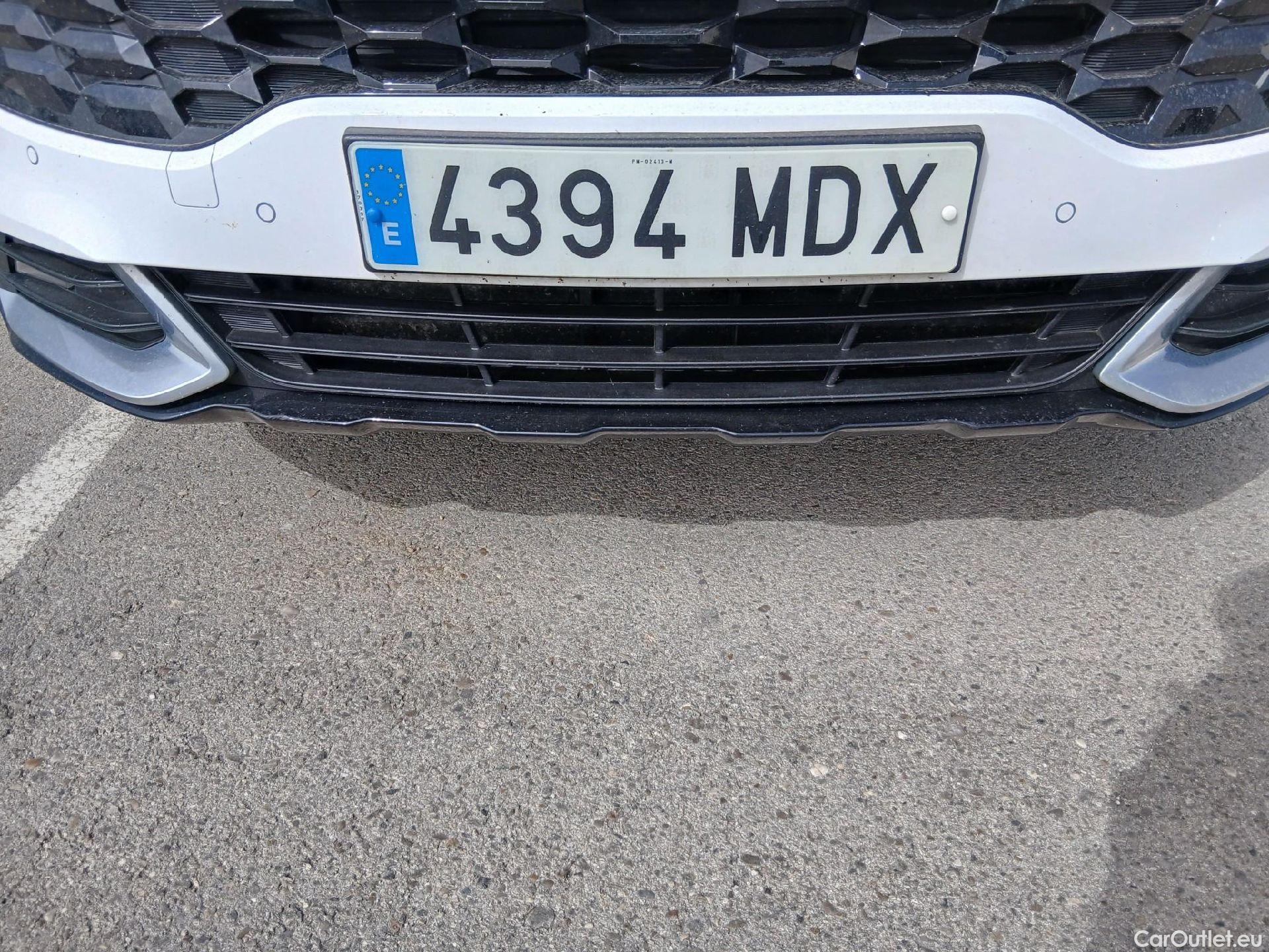  KIA  Sportage KIA  / 2022 / 5P / todoterreno 1.6 T-GDi MHEV 180CV Tech 4X4 DCT #9