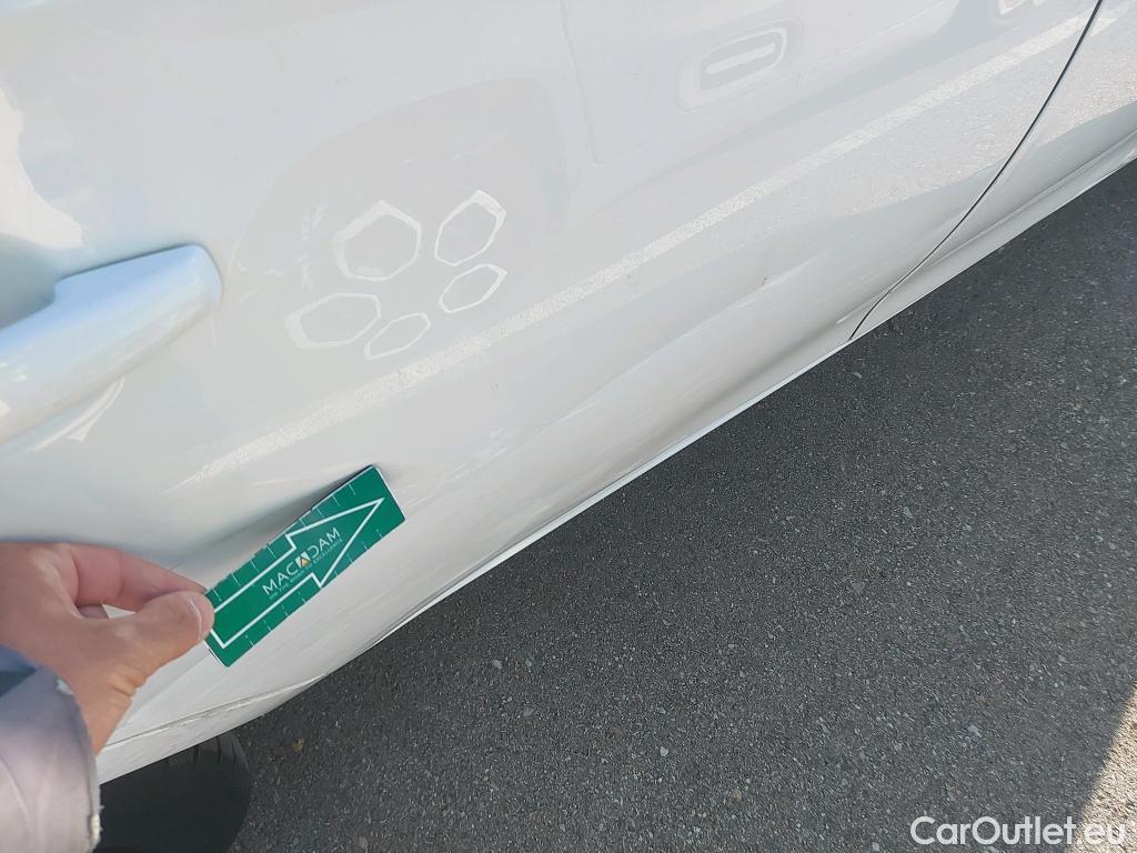  Opel  Corsa OPEL  / 2014 / 5P / berlina con portón 1.4 66kW (90CV) 120 Aniversario #4