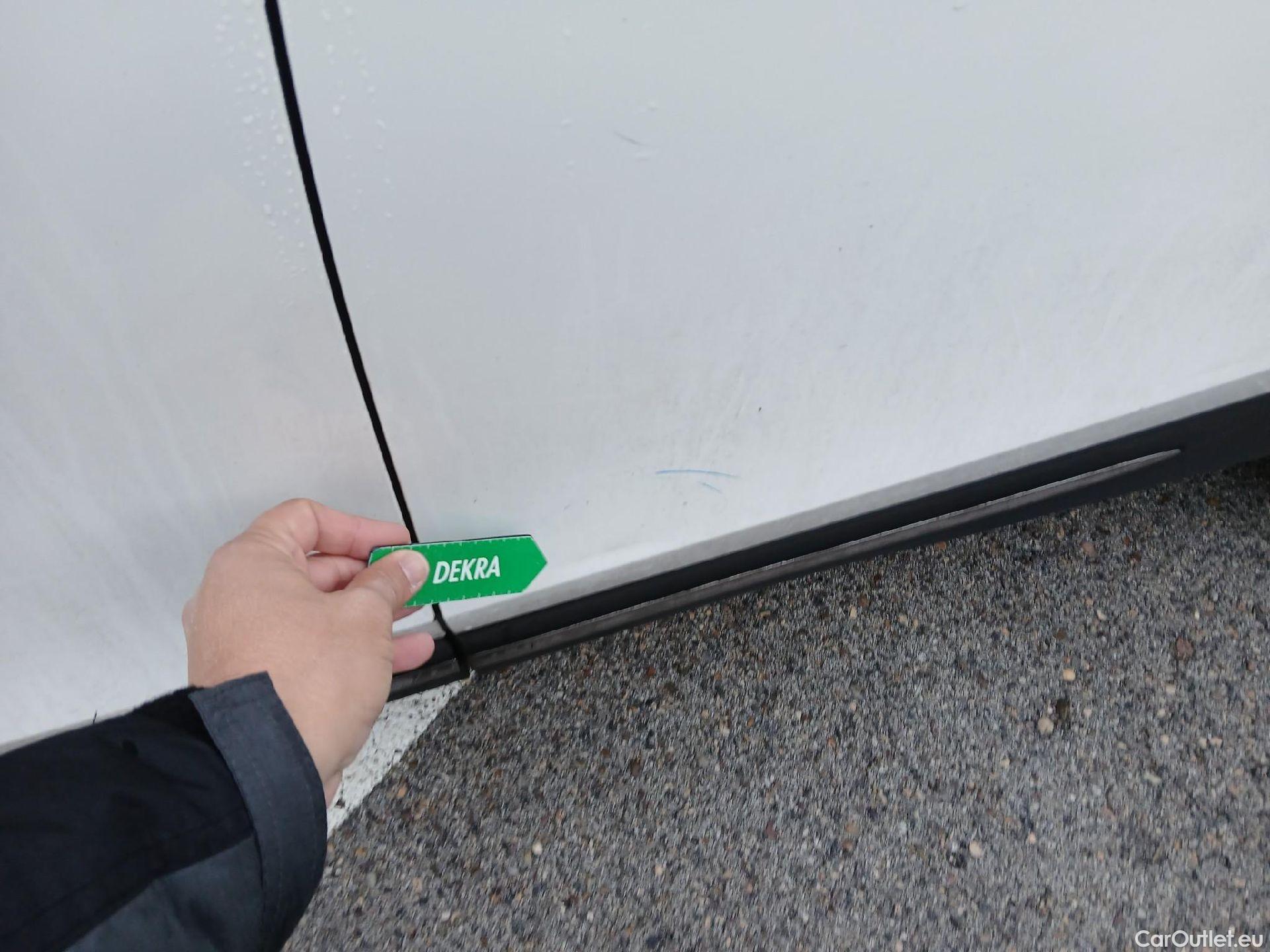  Mercedes  GLB MERCEDES-BENZ  / 2019 / 5P / todoterreno 2.0  200 D DCT 110KW (150CV) #14