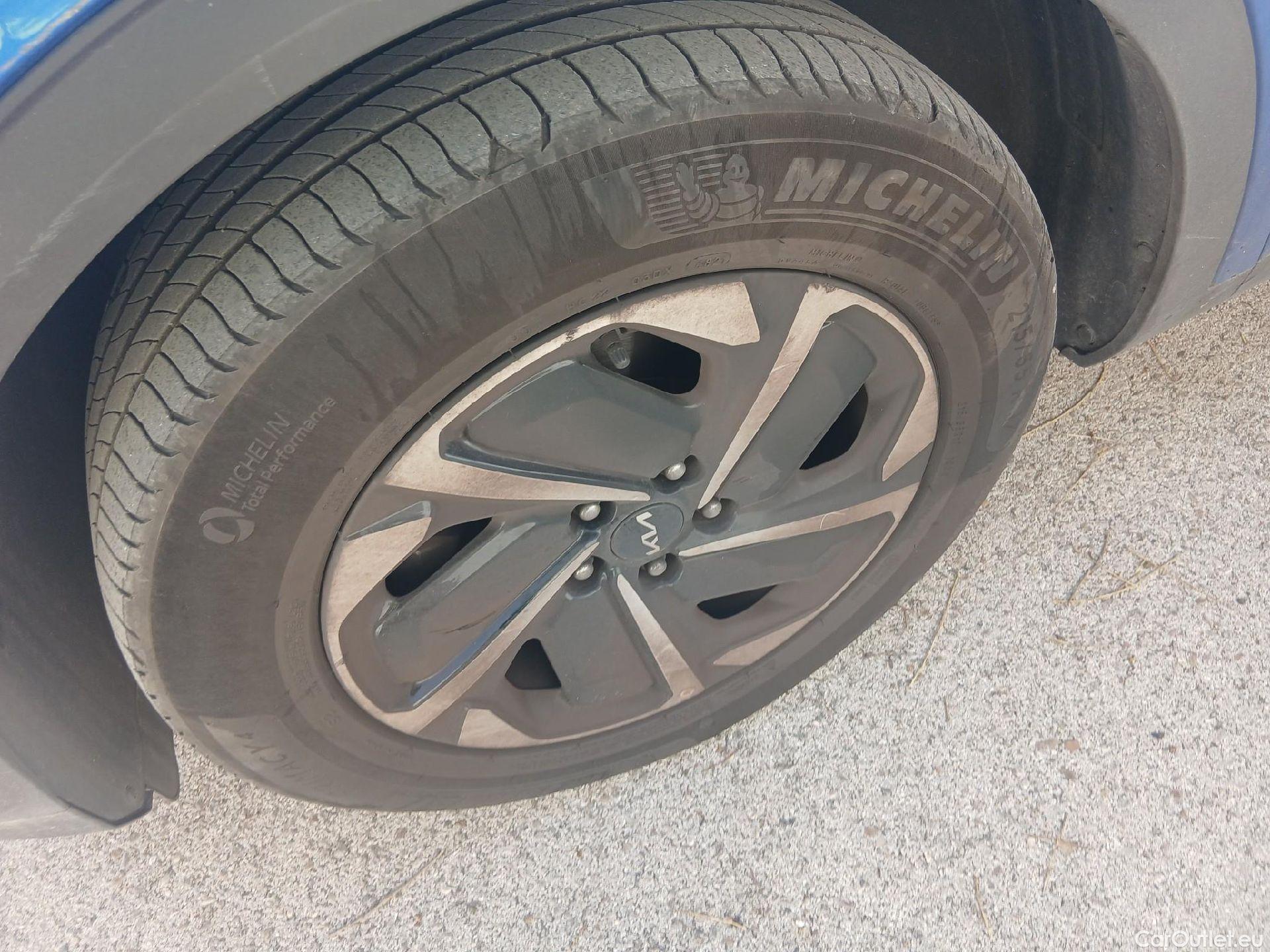  KIA  Sportage KIA  / 2022 / 5P / todoterreno 1.6 T-GDi 112kW (150CV) Drive 4X2 #2