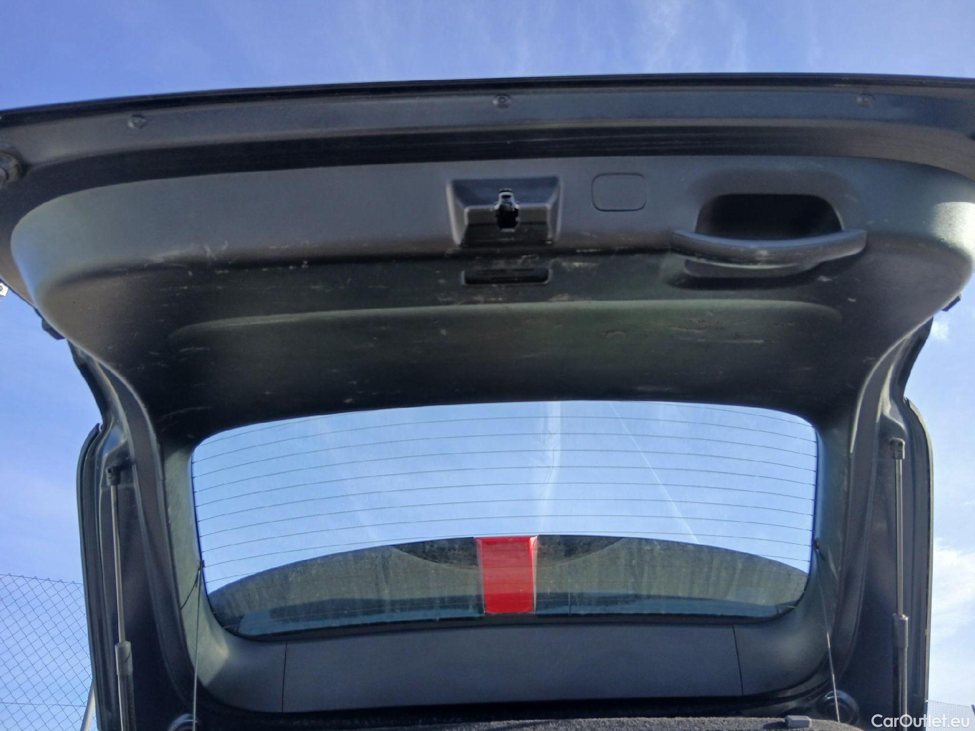  Hyundai  Konna HYUNDAI Kona / 2023 / 5P / todoterreno 1.6 GDI HEV Maxx DCT #30