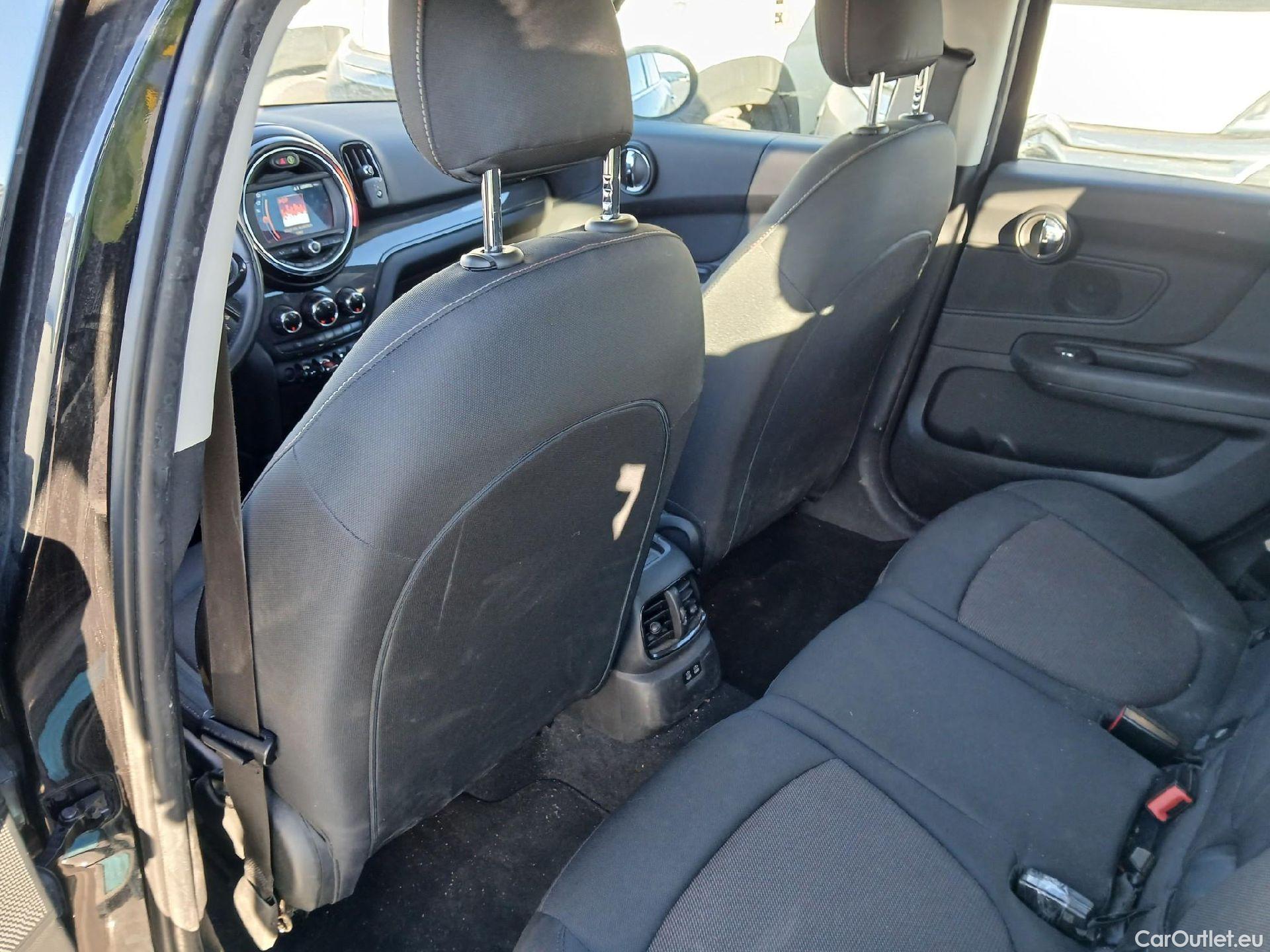  Mini  Countryman MINI  / 2016 / 5P / berlina con portón One #1